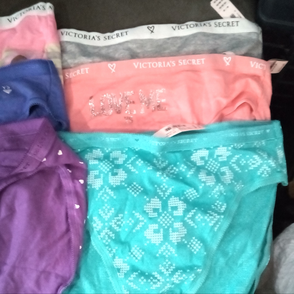 6 pairs of Victoria secret panties (brand new with tags)